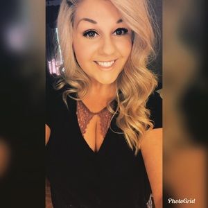 Meet your Posher, Dakota